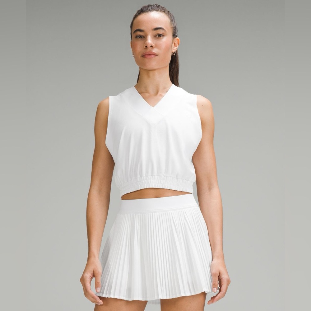 Lululemon | Sleeveless Cropped Tennis Tank Top | White